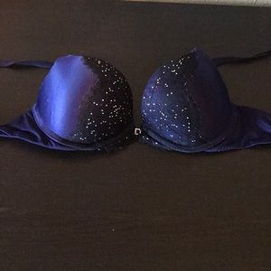 Victoria’s Secret miraculous Plunge bra 32C